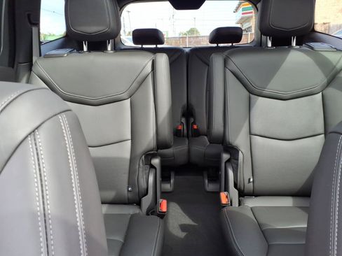 Certified 2024 Cadillac XT6 Premium Luxury w/ LPO, Floor Liner Package AWD/4WD image 35