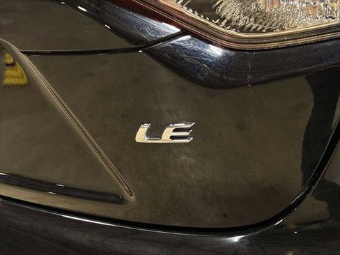 Certified 2023 Toyota Corolla LE image 25