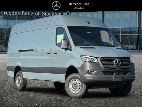 New 2026 Mercedes-Benz Sprinter 2500 image 1