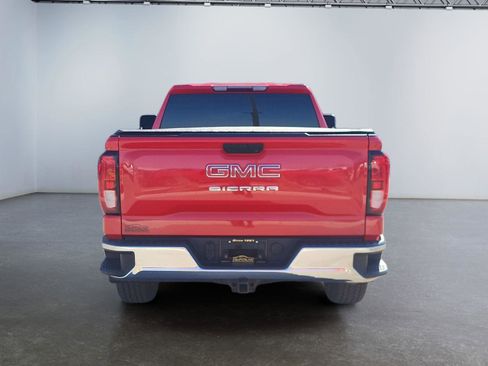 Used 2020 GMC Sierra 1500 Base w/ Sierra Value Package image 4