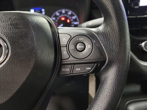 Used 2025 Toyota Corolla LE FWD image 26