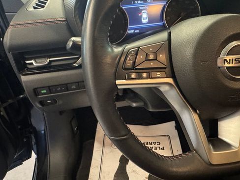 Used 2022 Nissan Sentra SR FWD image 11