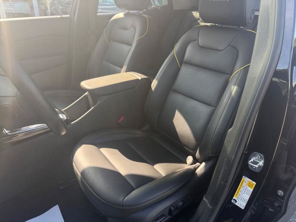 Used 2024 Chevrolet Trax ACTIV w/ Sunroof Package FWD image 30