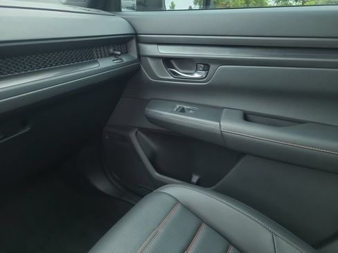 Used 2025 Honda CR-V Sport-L image 23