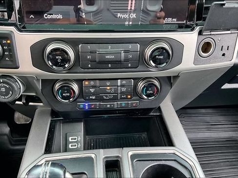 Used 2018 Ford F150 Raptor w/ Equipment Group 802A Luxury AWD/4WD image 17