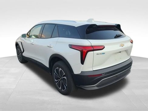 Used 2024 Chevrolet Blazer EV LT AWD/4WD image 5