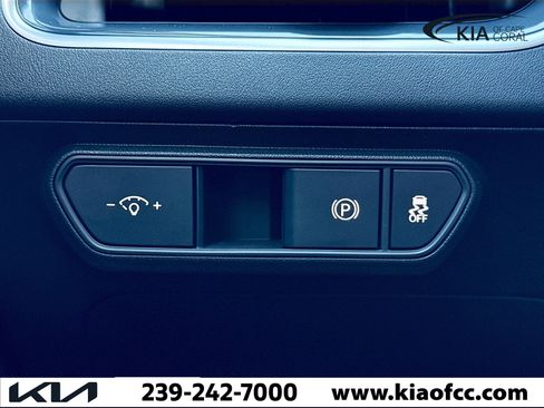 New 2025 Kia K4 EX image 33