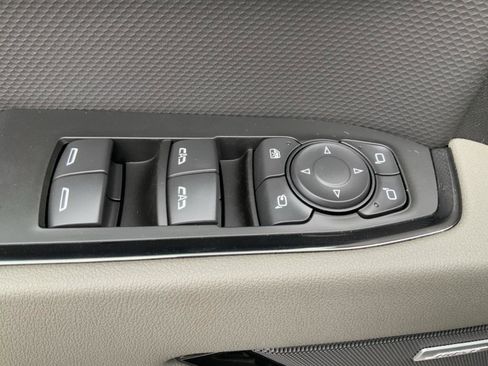 New 2026 Chevrolet Silverado 1500 ZR2 image 31