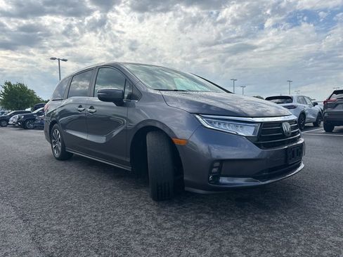 Used 2023 Honda Odyssey EX-L image 14