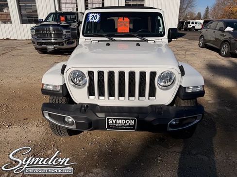 Used 2020 Jeep Wrangler Unlimited Sahara image 8