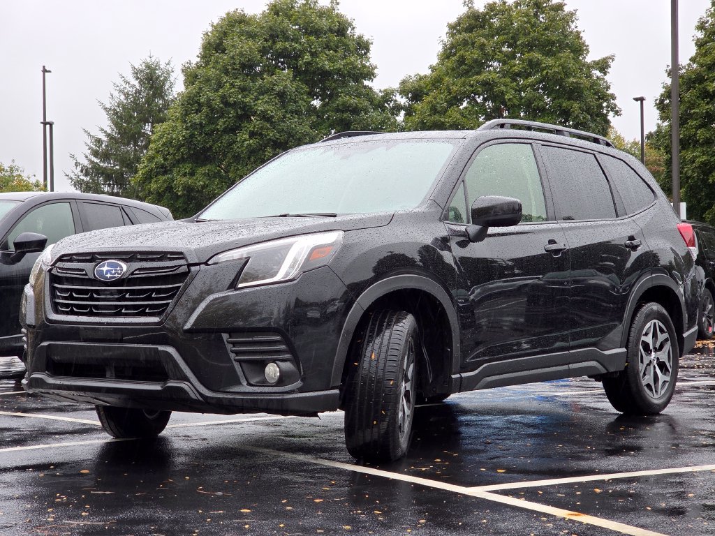 Used 2023 Subaru Forester Premium AWD/4WD image 19