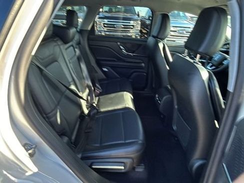 Used 2022 Lincoln Corsair Reserve image 13