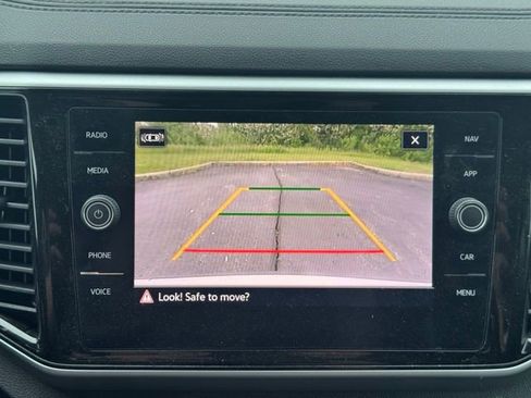 Used 2021 Volkswagen Atlas SEL image 25