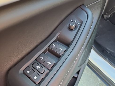 Used 2025 Jeep Grand Cherokee L Limited w/ Luxury Tech Group II AWD/4WD image 33