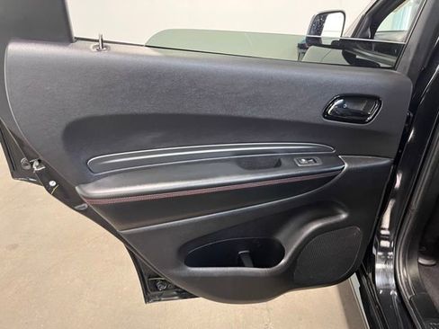 Used 2025 Dodge Durango GT image 19