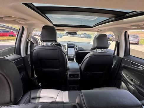 Used 2024 Ford Edge SEL w/ Convenience Package AWD/4WD image 18