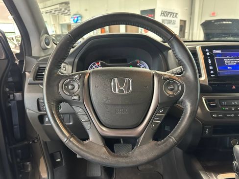 Used 2018 Honda Pilot EX-L image 11