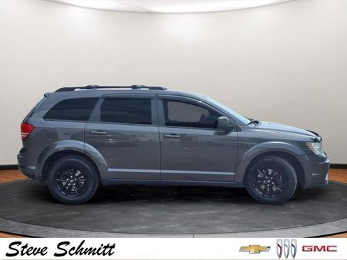 Used 2019 Dodge Journey SE FWD image 24
