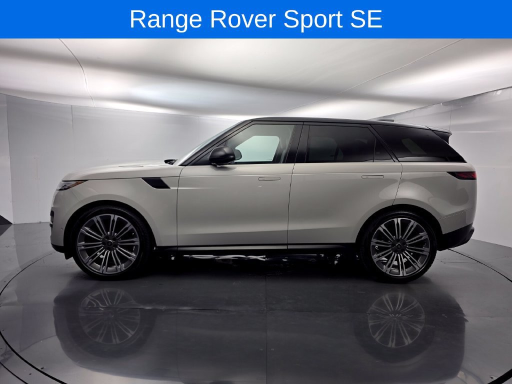 Used 2024 Land Rover Range Rover Sport SE AWD/4WD image 7