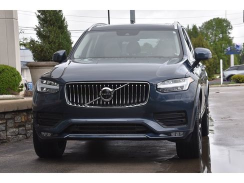 Used 2022 Volvo XC90 T6 Momentum w/ Advanced Package AWD/4WD image 8