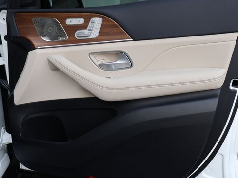 Certified 2024 Mercedes-Benz GLE 350 4MATIC image 29