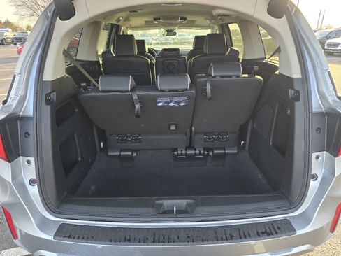 New 2026 Honda Odyssey Touring image 19