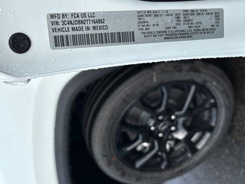 New 2026 Jeep Compass Latitude image 19