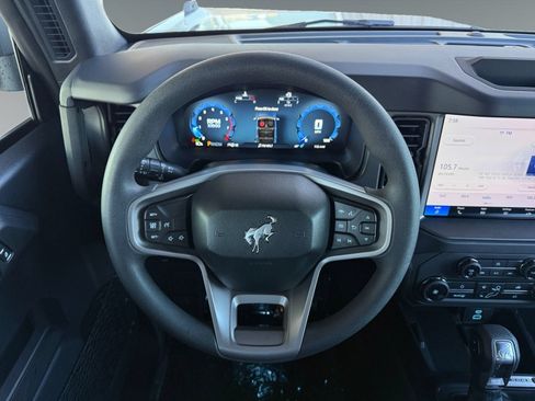 New 2025 Ford Bronco 4-Door AWD/4WD image 17