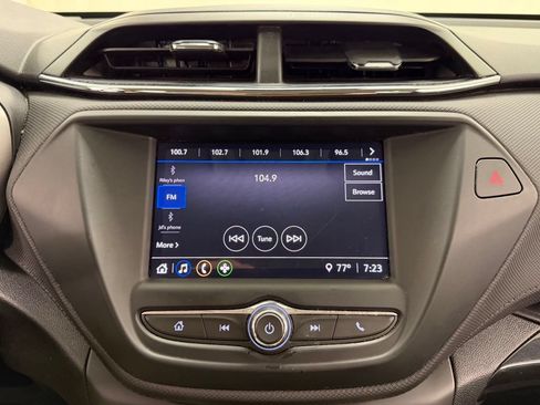 Used 2021 Chevrolet TrailBlazer LS FWD image 25