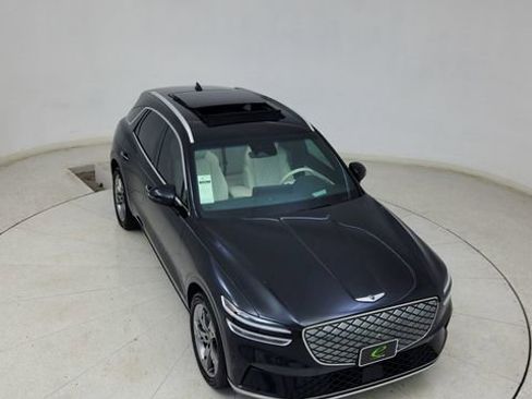 Used 2025 Genesis Electrified GV70 Advanced w/ Prestige Package image 80