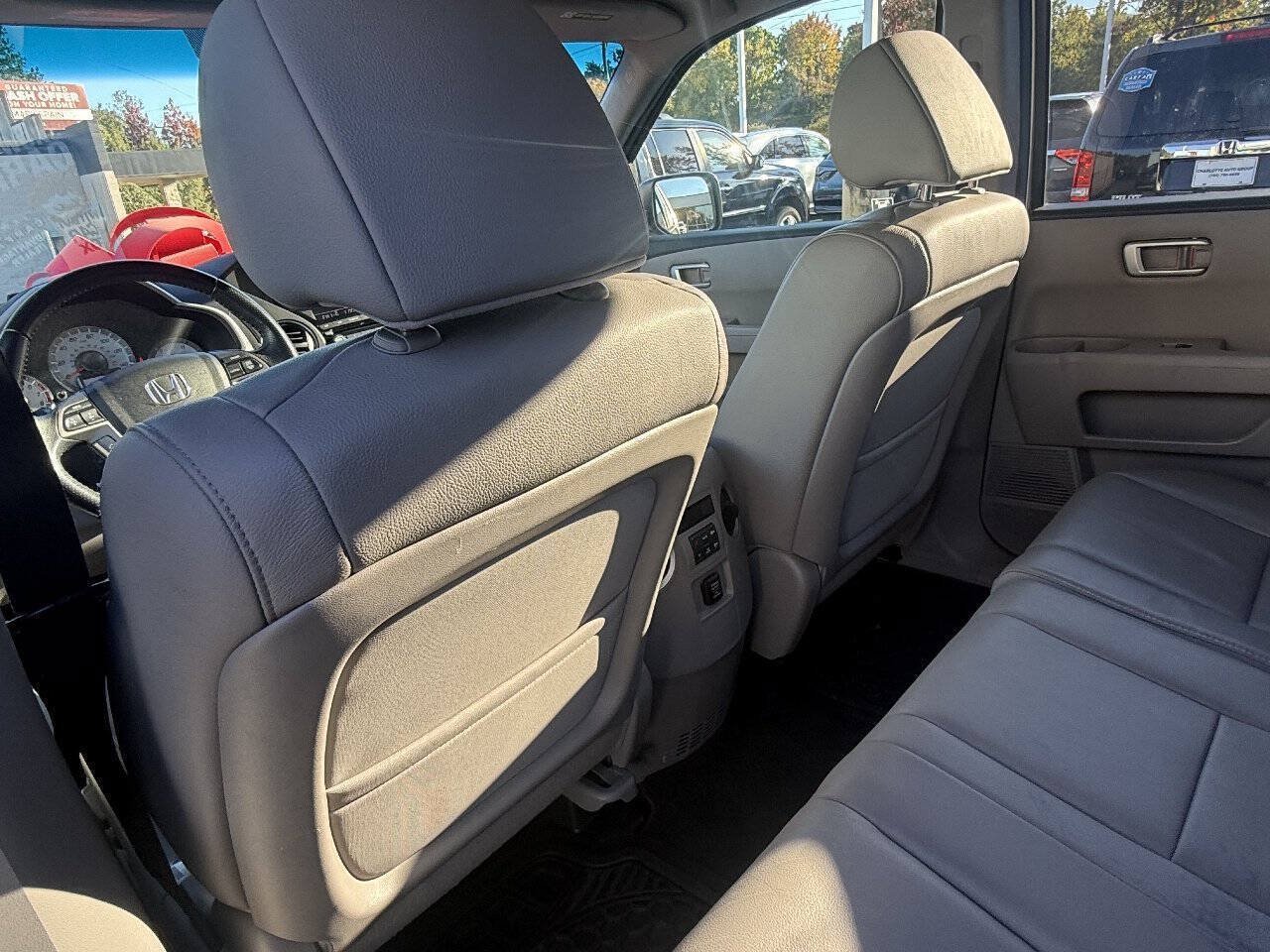 Used 2012 Honda Pilot EX-L image 19