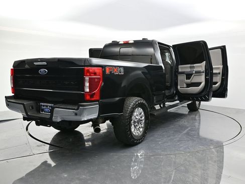 Used 2022 Ford F250 XLT w/ XLT Premium Package image 58