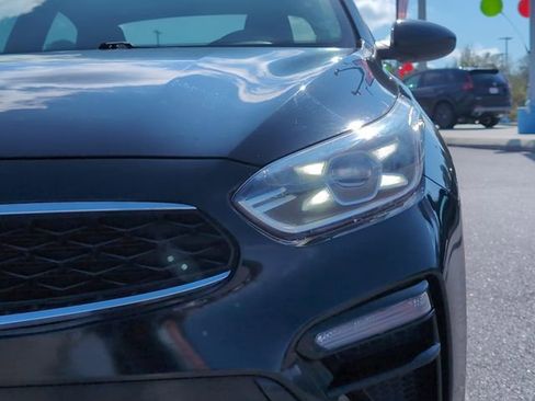 Used 2019 Kia Forte S w/ S Premium Package image 12