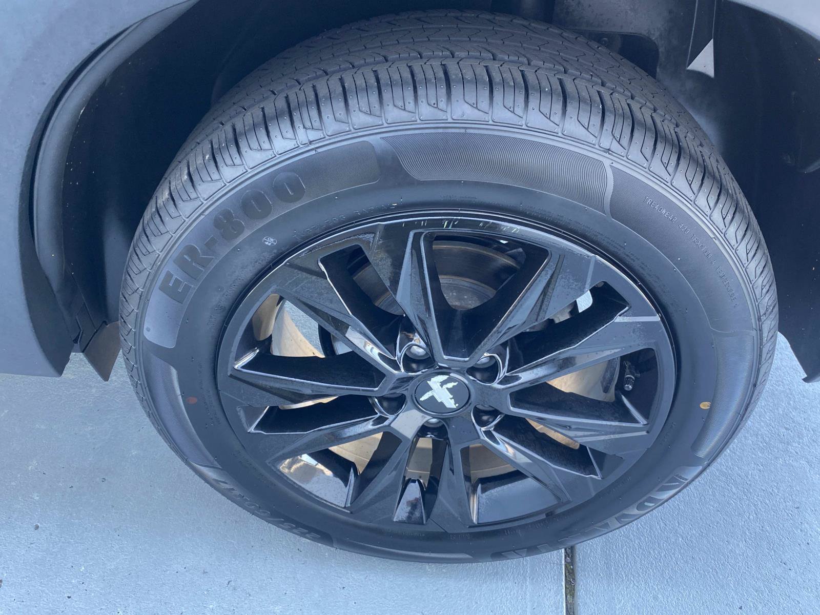 Used 2021 Chevrolet TrailBlazer LS w/ LPO, Blackout Package FWD image 9