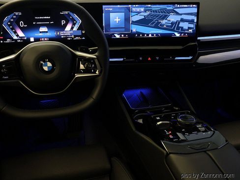 Certified 2025 BMW 530i xDrive AWD/4WD image 16