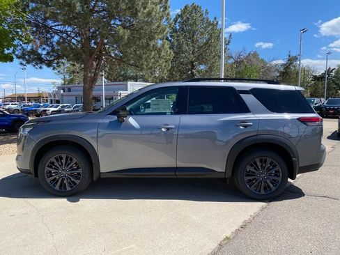 New 2026 Nissan Pathfinder SL AWD/4WD image 2