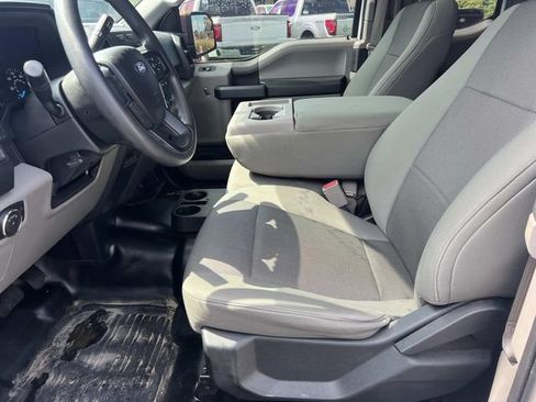 Used 2016 Ford F150 XL w/ Equipment Group 101A Mid AWD/4WD image 15
