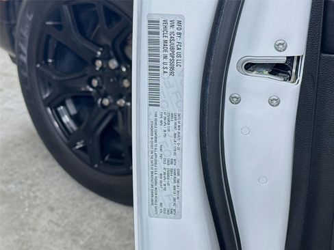 Used 2023 Jeep Wagoneer Series II image 15