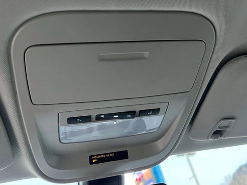 Used 2022 Chevrolet Colorado ZR2 image 34