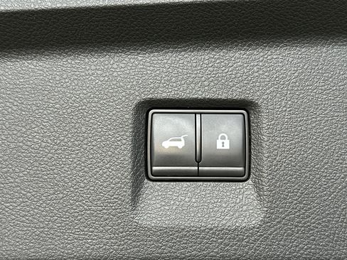 Used 2023 INFINITI QX60 Pure image 15