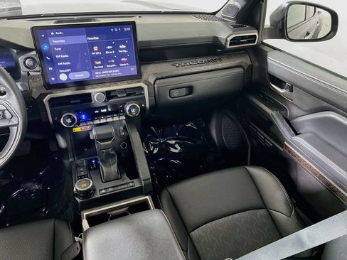 Certified 2024 Toyota Tacoma Limited w/ Limited Package (LT) AWD/4WD image 19