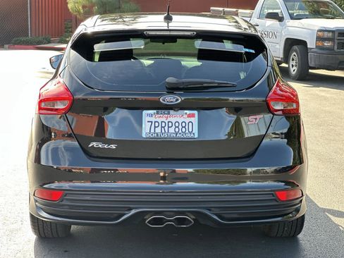 Used 2016 Ford Focus ST image 5