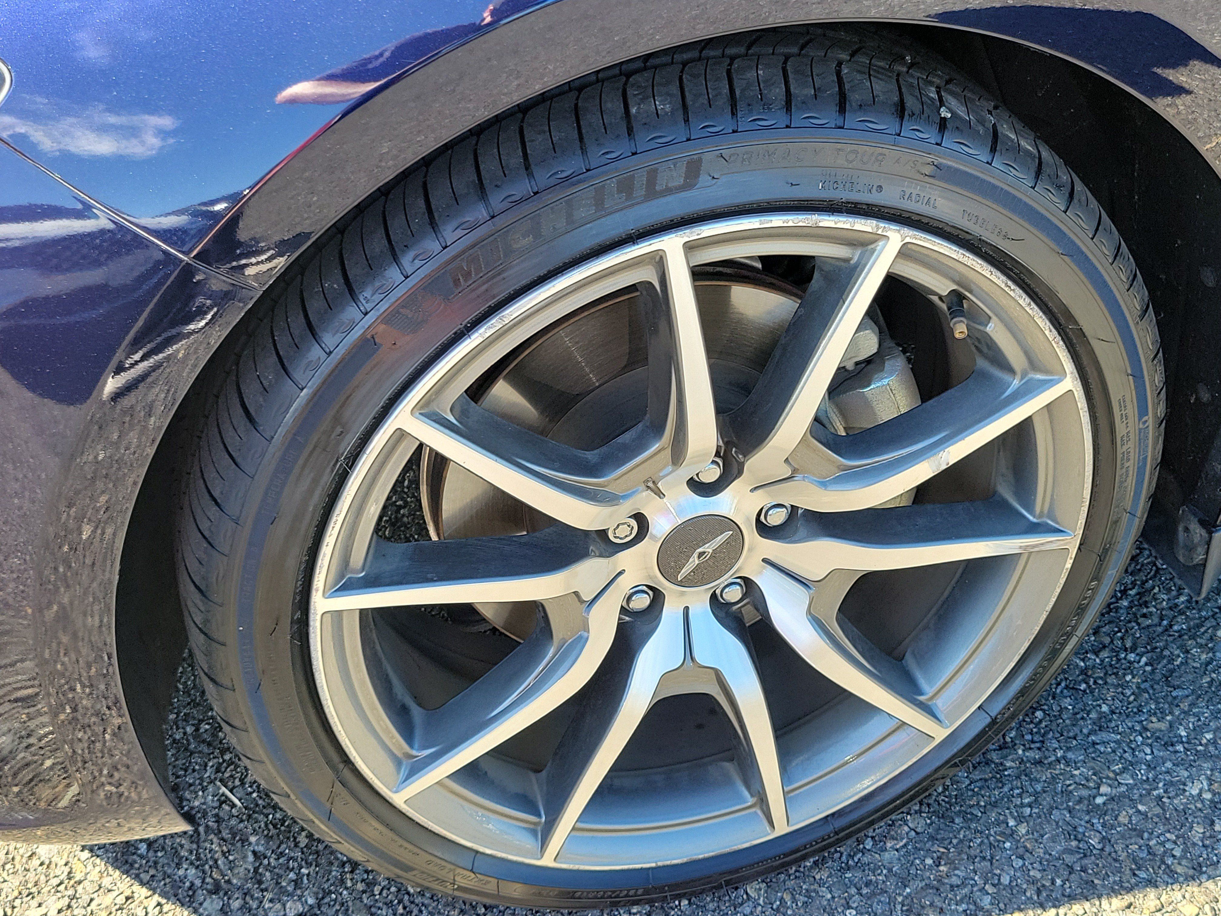 Certified 2023 Genesis G70 2.0T RWD image 9