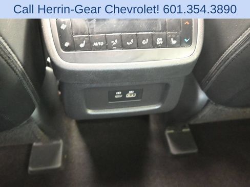 Used 2023 Nissan Pathfinder SL w/ SL Premium Package FWD image 19