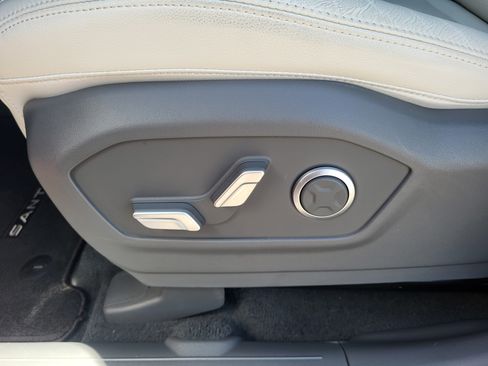 Used 2024 Hyundai Santa Fe Limited AWD/4WD image 12