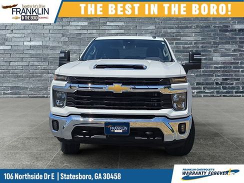 Used 2024 Chevrolet Silverado 2500 LT w/ Convenience Package AWD/4WD image 9