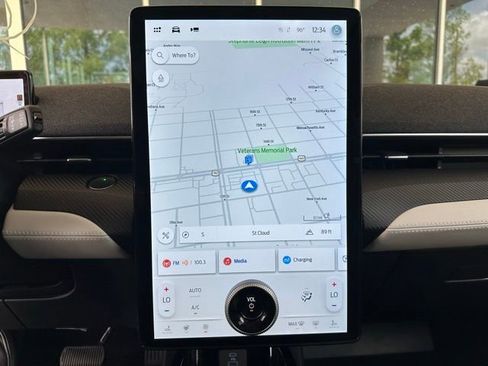 Used 2022 Ford Mustang Mach-E Premium image 18