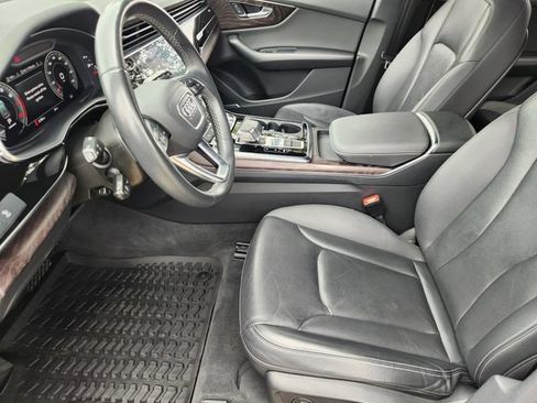 Used 2021 Audi Q8 Premium Plus w/ Premium Plus Package AWD/4WD image 9