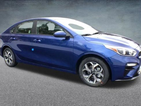 Used 2021 Kia Forte LXS FWD image 27