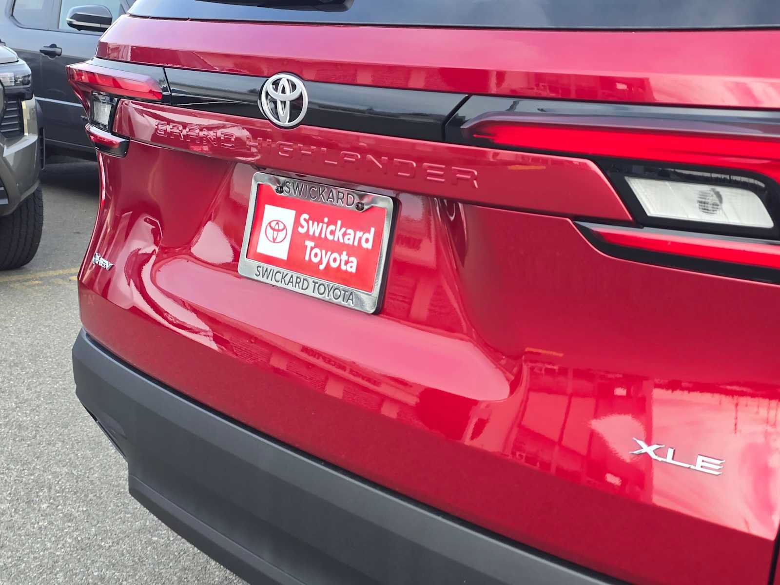 New 2026 Toyota Grand Highlander XLE FWD image 13